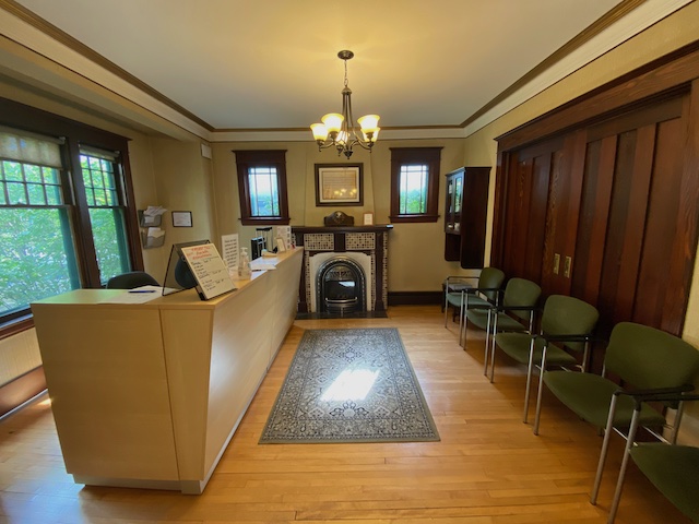 This is a picture of Collins Chiropractic Health and Wellness Centre reception and waiting area in Edmonton, Alberta.