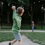 Back Pain in Children and Teens: When Should You See a Chiropractor?